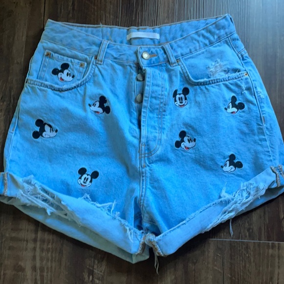 Zara Pants - Zara Disney Mickey shorts